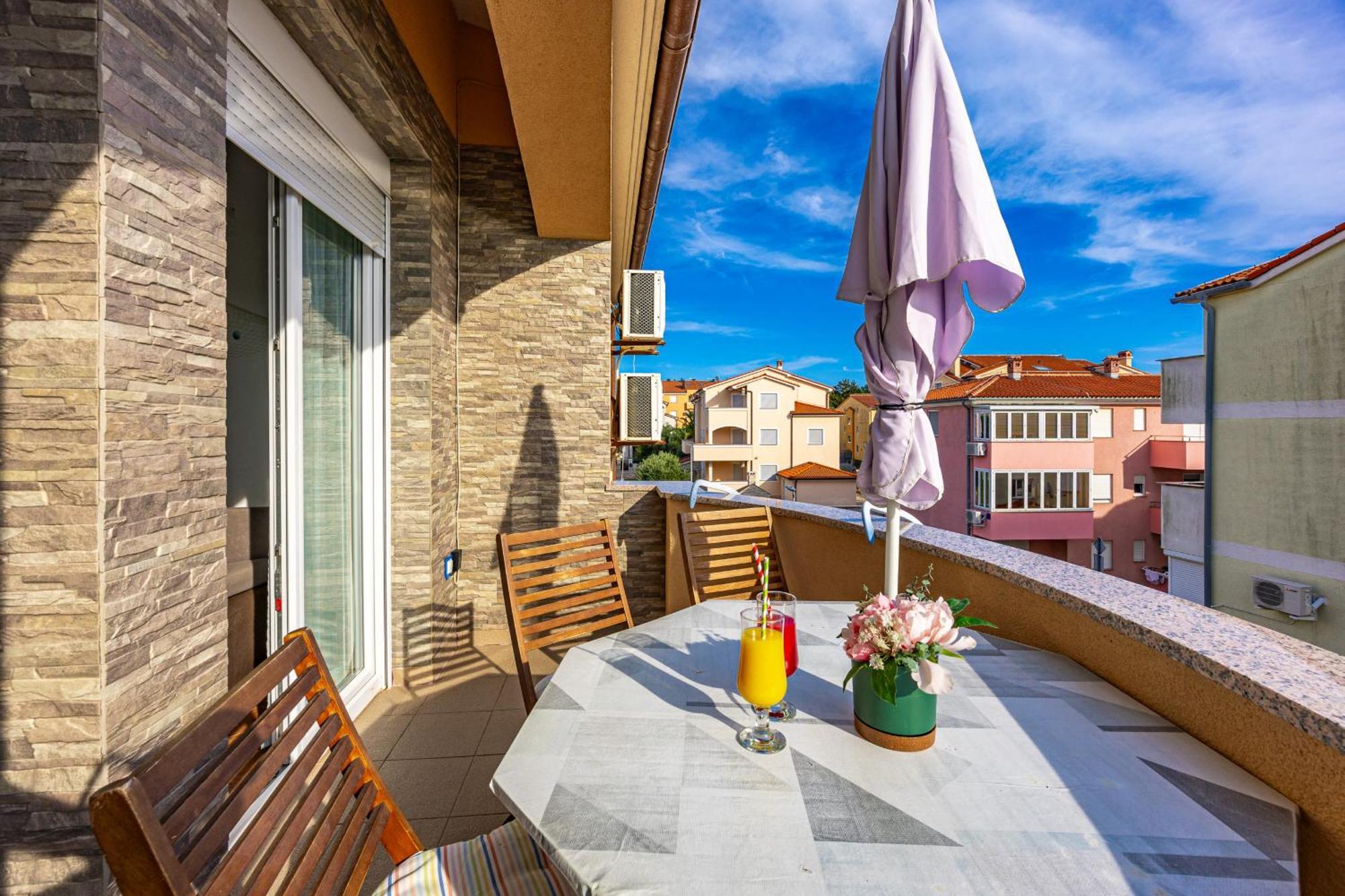 Apartments Mijic เมดูลิน ภายนอก รูปภาพ